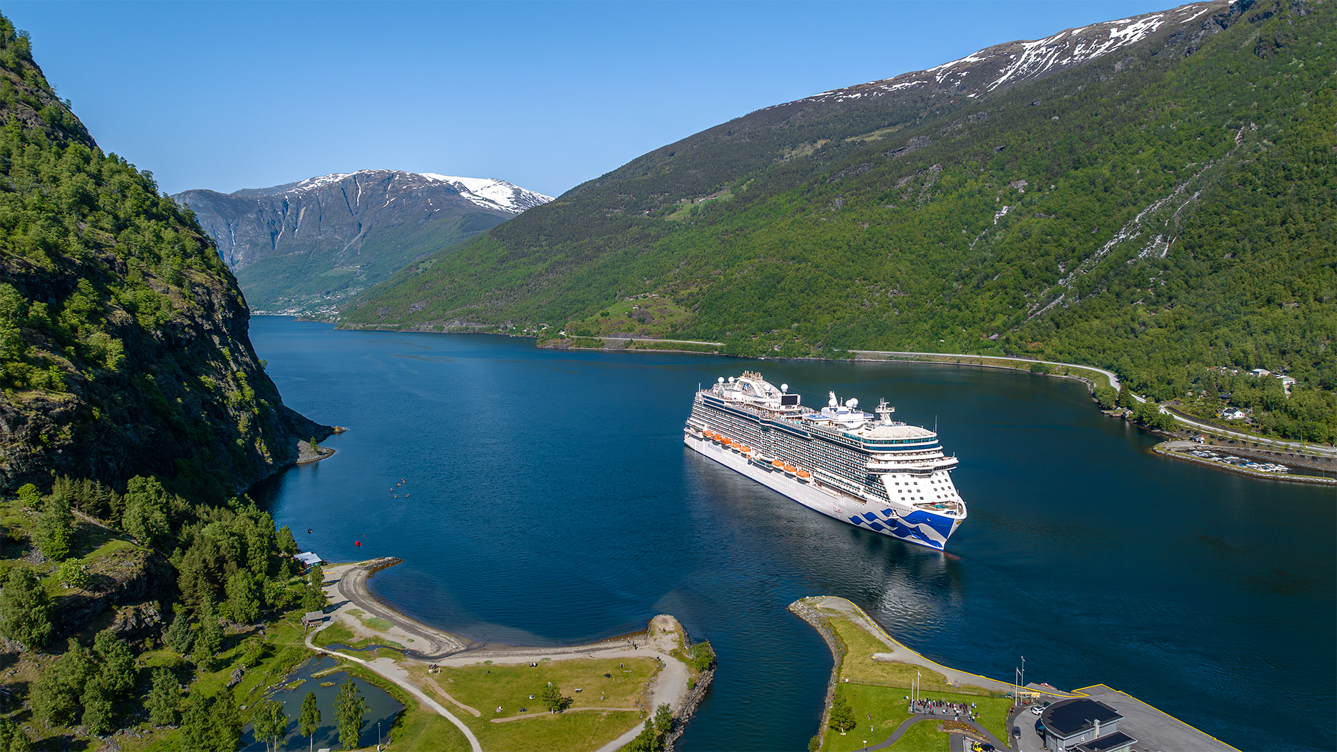 Distinctive cruise lines, diverse experiences